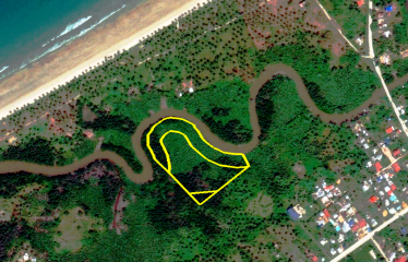 Residential Estate with Tourism Potential next to Long Beach