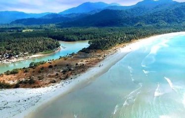 Extraordinary White Sand Beach Peninsula Estate